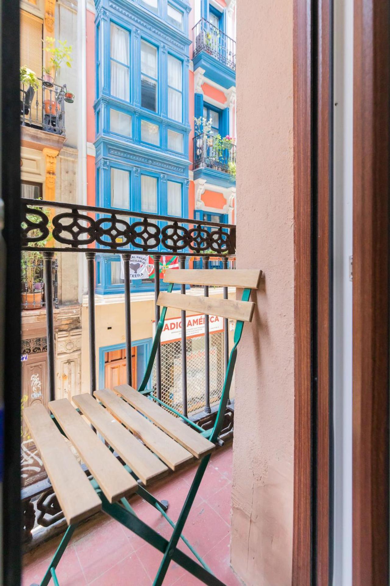 Comfy Old Town Apartment By Next Stop Bilbao Luaran gambar